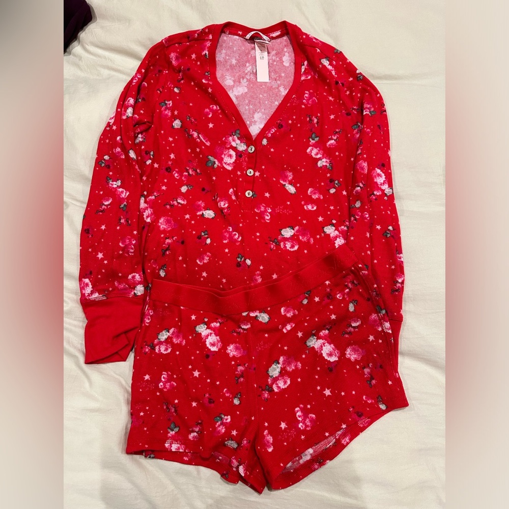 Victoria’s Secret Pajama Set